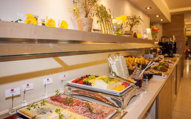 Ramada Hotel & Suites Vienna