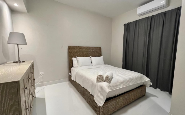 Stunning 3-Br Apt in Condado