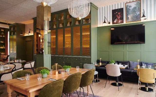 Square Lodge Hotel La Roche Sur Yon - Handwritten Collection