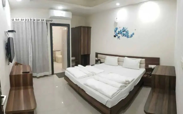 OYO 14593 Smart Rooms by Shree Vatika