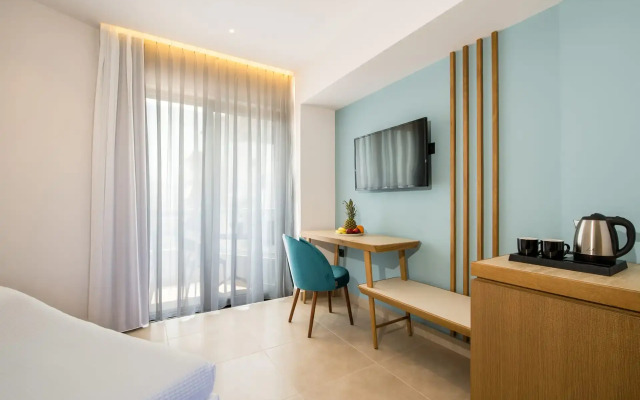 M City Hotel