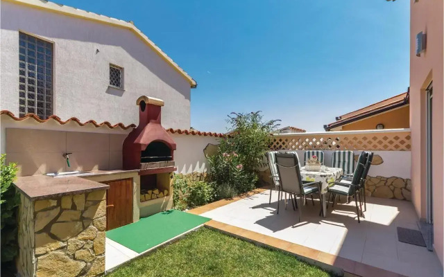Holiday Home Betiga with a Fireplace 09