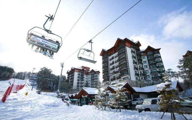 Mona Yongpyong Tower Condominium