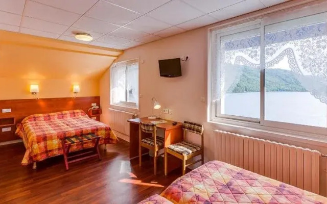 Logis Hôtel Belle Vue