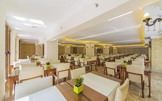 Lausos Palace Hotel
