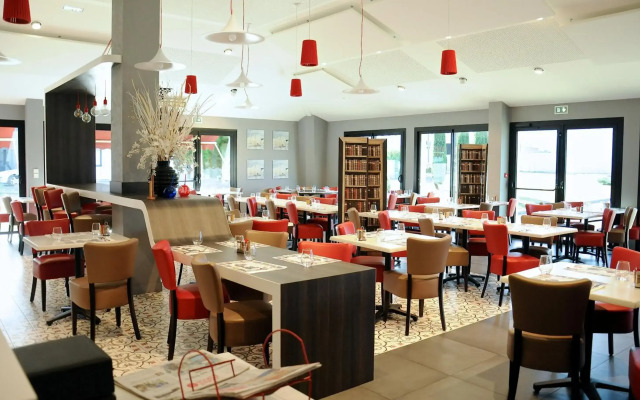 ibis Styles Segre