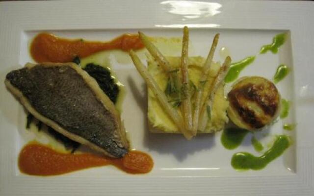 Royal Hôtel  Restaurant Bonhomme