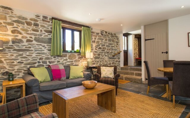 Quaint Holiday Home in Tavistock With Garden