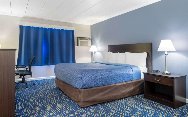 Econo Lodge Hicksville