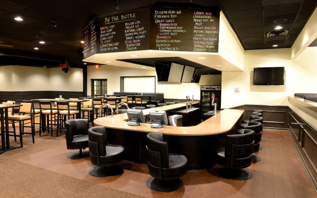 Park Inn by Radisson Sharon