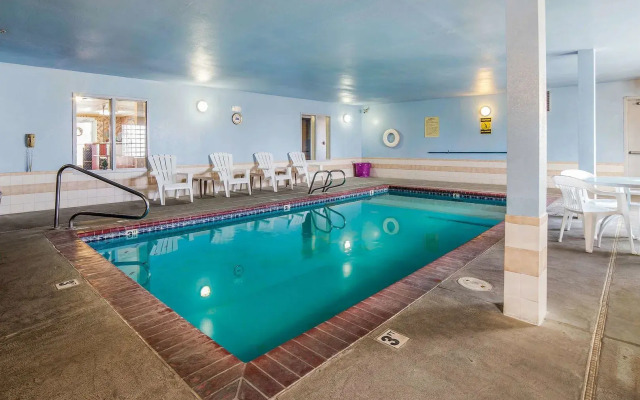 FairBridge Inn & Suites Sunnyside