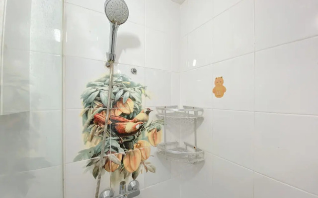 Homey 1BR Apartment @ Bassura City