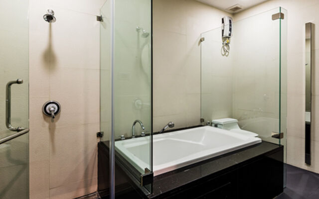 The FAH Silom Hotel
