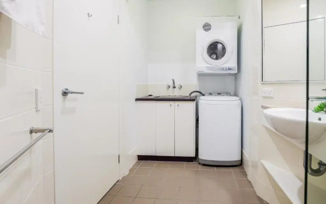 Azure Vista - 3 Bedroom Unit - Ocean Views