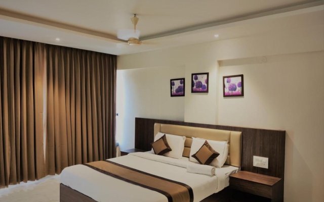 Adyar Plaza Inn
