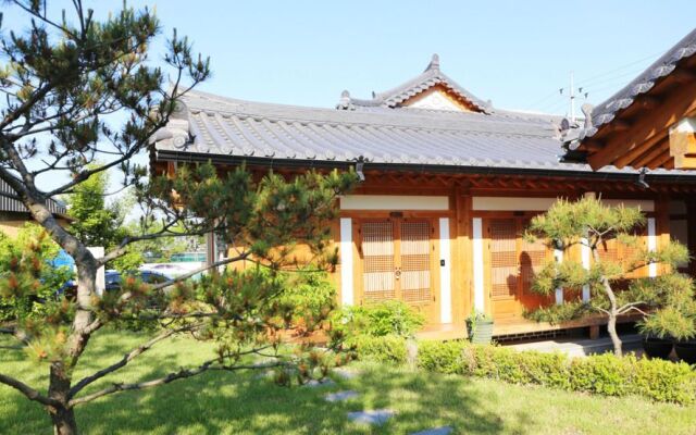 Jeonju Hanok View