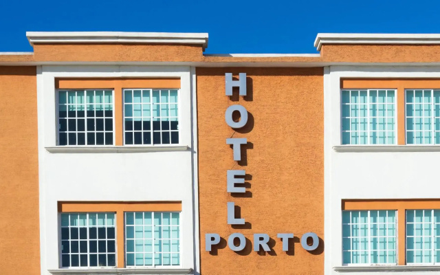 Porto Hotel
