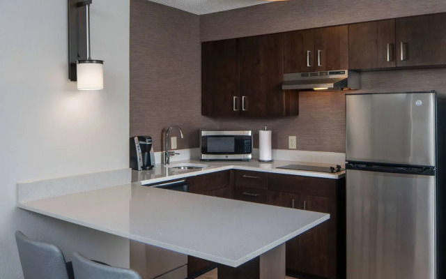 Sonesta ES Suites Fairfax Fair Lakes