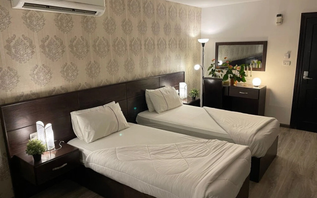 Al Joude Hotel