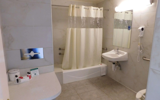 Days Inn by Wyndham Novato/San Francisco