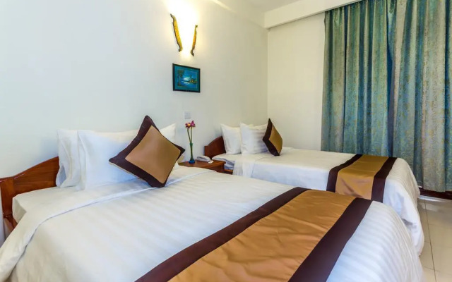 Angkor Riverside Hotel
