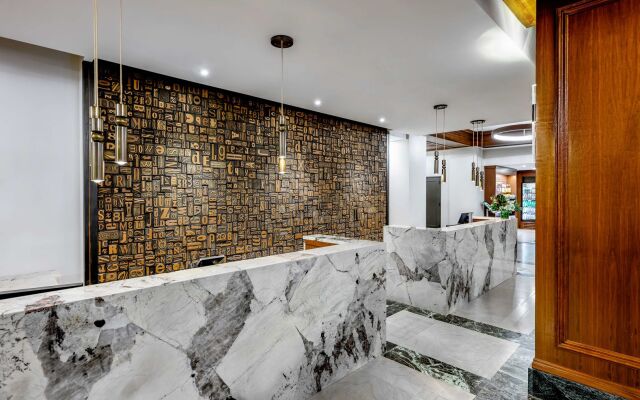 Hotel Fort Des Moines, Curio Collection by Hilton