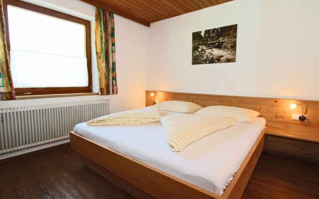 Cozy Apartment In Zell Am Ziller With Balcony