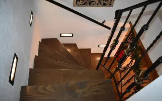 Guesthouse 4 Epoxes