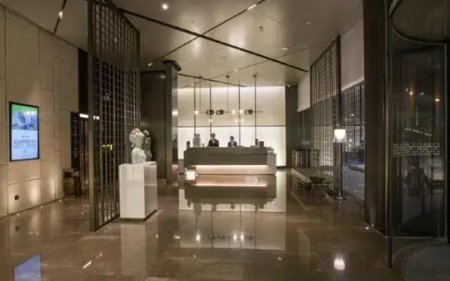 C-Young Wetland Park Hotel