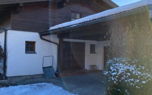Spacious Villa near Lake in Goldegg