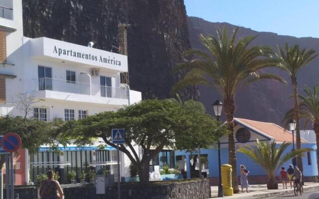 Apartamentos América