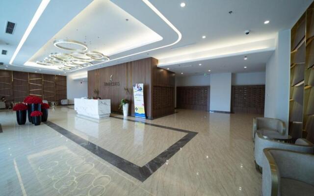 BOM HOMES- VINHOMES METROPOLIS-Service Apartment