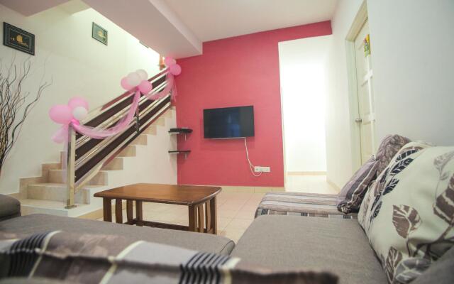 DesaTebrau NewStar Homestay - Wedding Bridal House