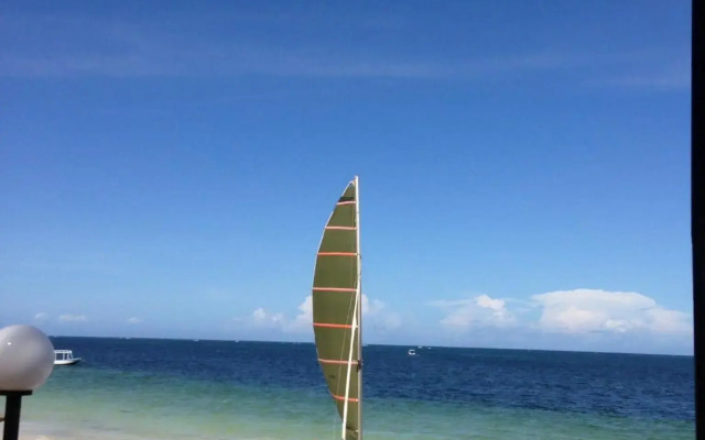 Kenya Bay Beach Hotel