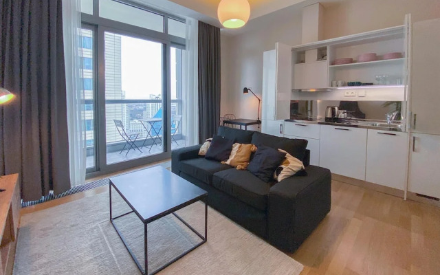 Modern Residence w Balcony 5 min to Istinye Mall