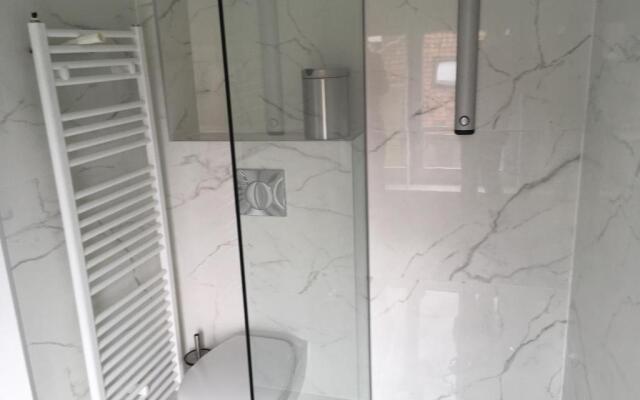 Topfloor Aida 2 bedroom 2 bathroom Free Parking