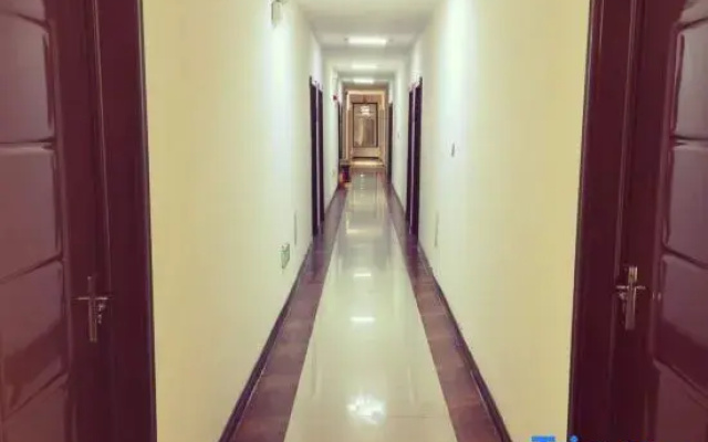 Wuchang Fenghuang Villa Express Hotel