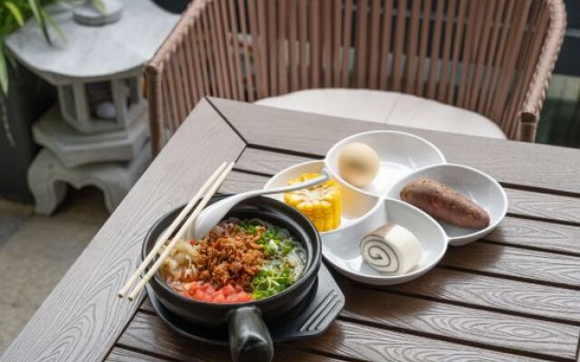 Yunyi Boutique Lake View Inn