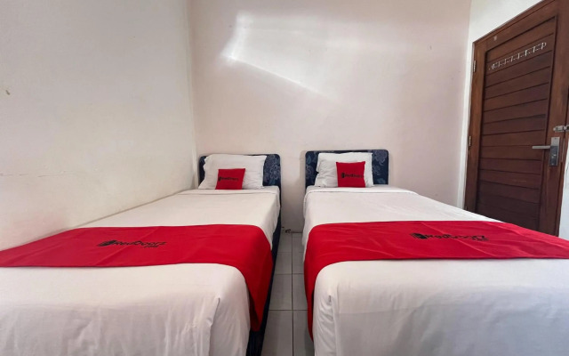 OYO 3006 Falisha Homestay Syariah