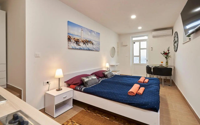 Studio apartment Bašćan