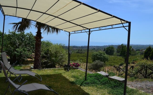 Rustic Holiday Home in Santa Venerina With Terrace & Garden