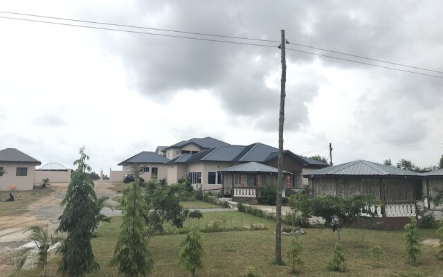 Menyinda Hotel and Restaurant