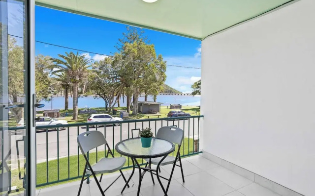Palm Beach Waterfront Escape
