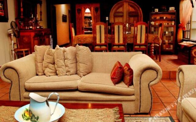 J'Cups Guest House