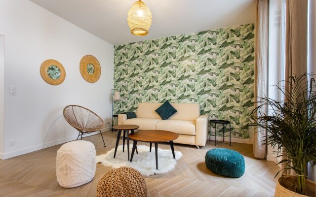 Luxury home in paris