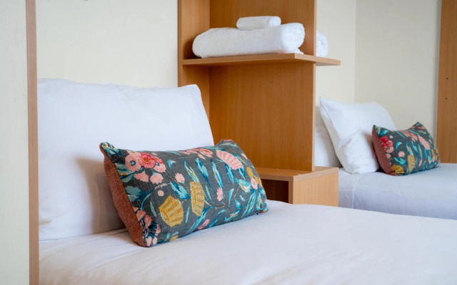 Nightelier Devonport Gateway Hotel