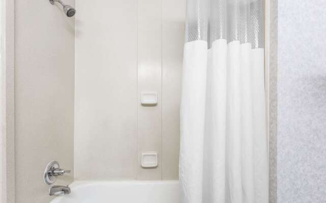 Days Inn by Wyndham Glen Allen/Richmond North