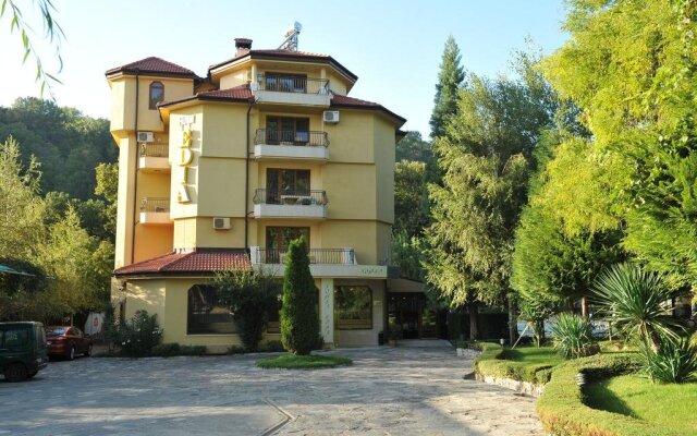 Hotel Edia