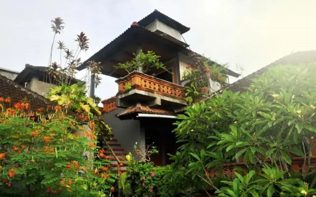 Candra Asri Bungalows