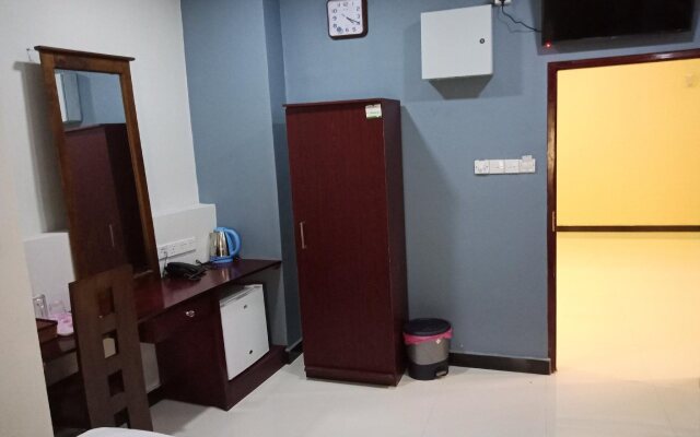 Global City Hotel